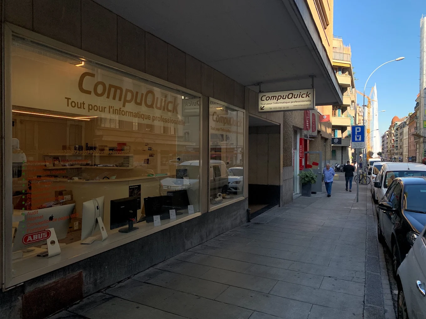 CompuQuick, Grande arcade vitrée sur rue, 36 Rue du 31-Décembre, Genève Eaux-Vives